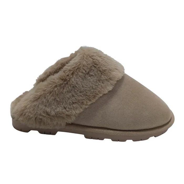 Carisma Women’s Cabin Plush Scuff Slippers
