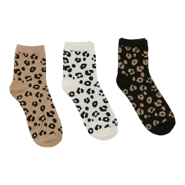 Carisma Women’s Embellished Quarter Crew Socks, 3-Pack