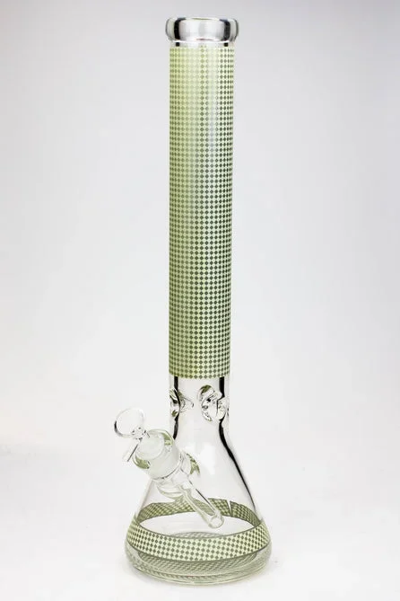 Diamond Pattern 18″ Glow in the Dark 7mm Beaker Bong