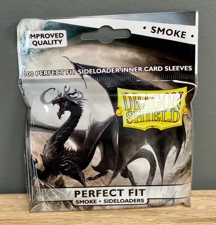 Dragon Shield Deck Protector – Perfect Fit Side Load Smoke