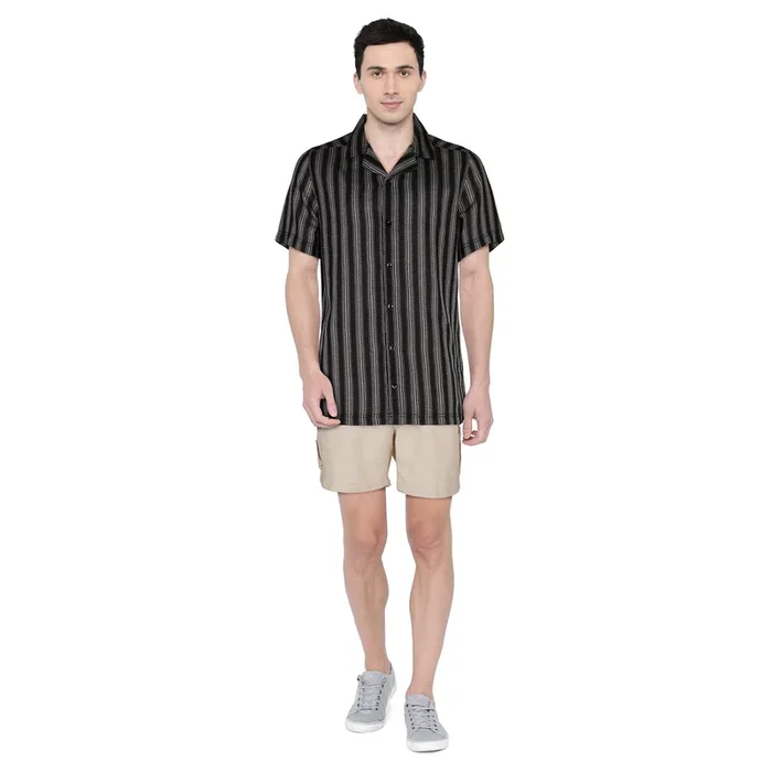 Men’s Vertical Striped Airflow Button-Up Shirt