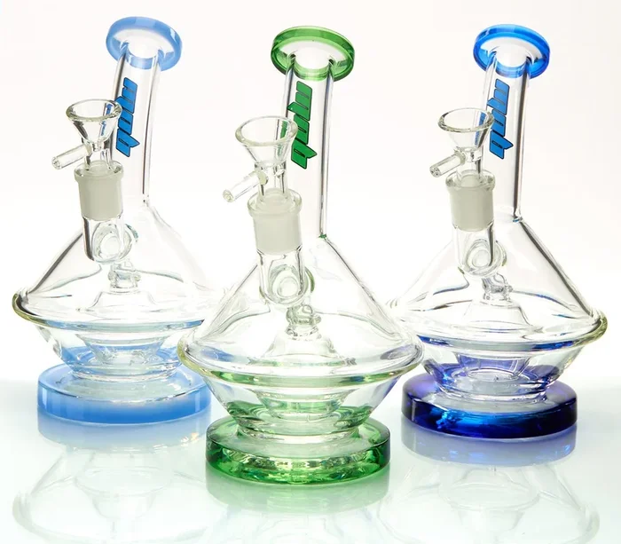 MOB Glass Saucer Water Pipe