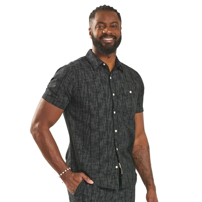 Mountain Ridge Men’s Textured Button-Up Shirt