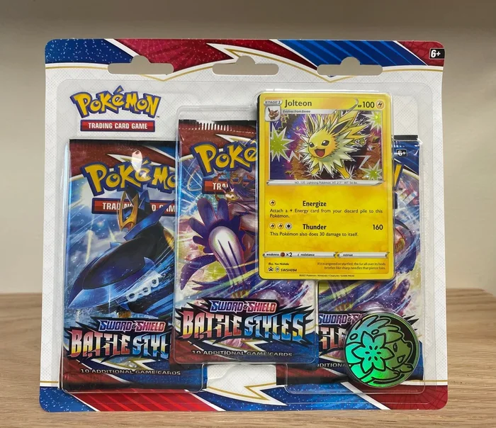 Pokémon TCG: Sword & Shield: Battle Styles – 3-Pack Blister (Jolteon)