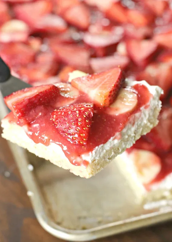 Straw-Nana Cream Pie