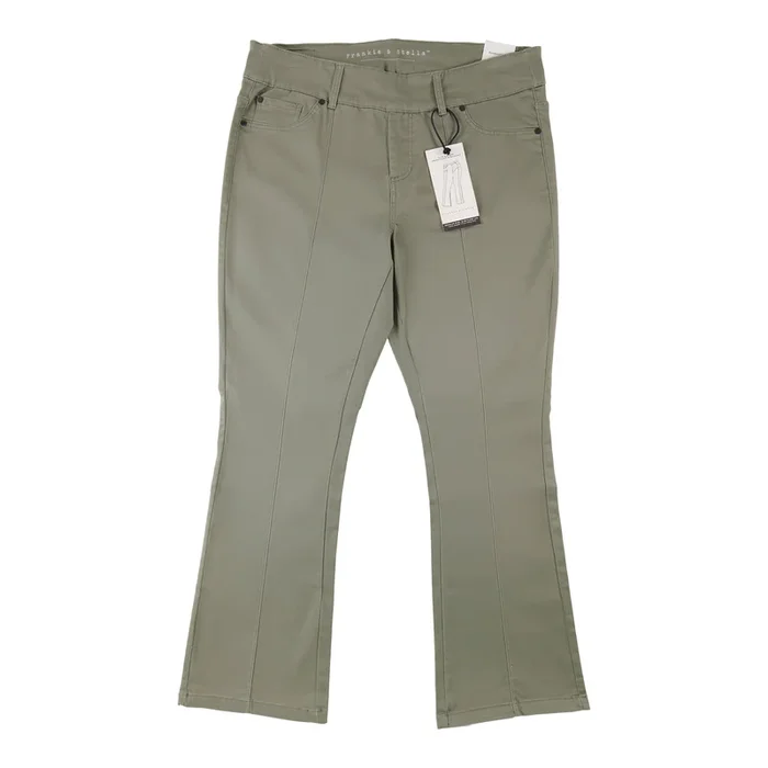 Women’s Plus Pull-On Flare Pants